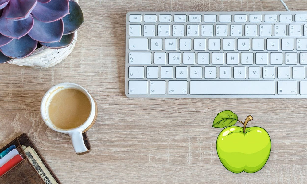 Green Apple Cartoon Style Clipart
